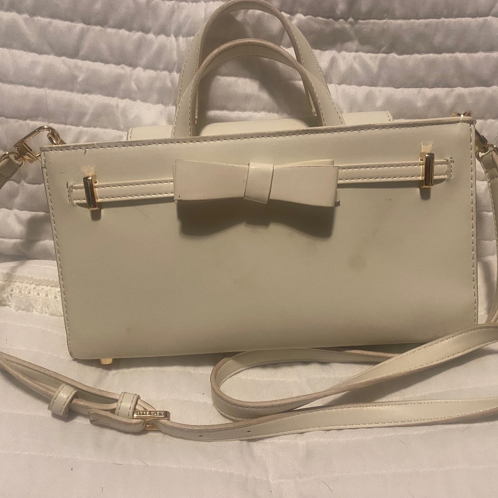 Anne Klein white bag with bow